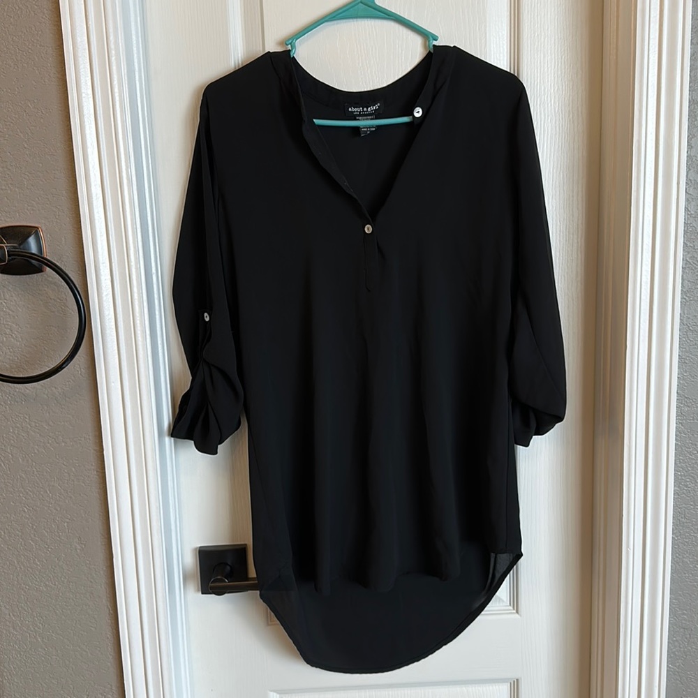 About a Girl Black blouse medium